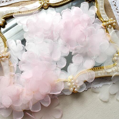 20PCS/Lot Garment accessories small flowers applique snow beads DIY Brooch handmade lace patch wedding dress HB182