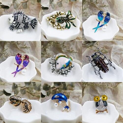 Women Pearl Animal Brooches Fashion Elegant Pin Crystal Brooch High Quality Wedding Jewelry
