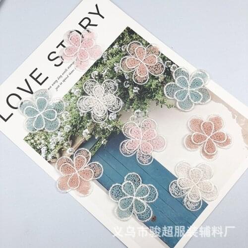 25Pcs/5.5Cm Pink Blue Thread Embroidered mesh Flower Appliques Garment Accessories Patch DIY Scrapbook Card Craft Decoration