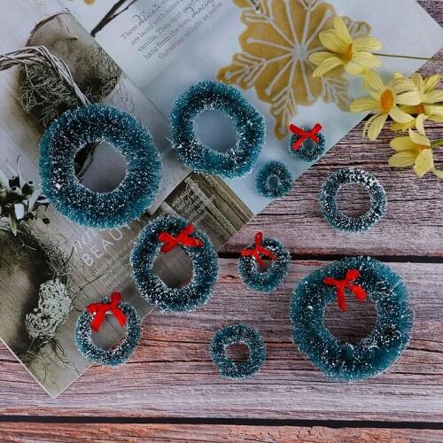 5Pcs/lot New 1:12 Scale Dollhouse Miniature Christmas Wreath Garland Christmas Ornaments Dolls Accessories