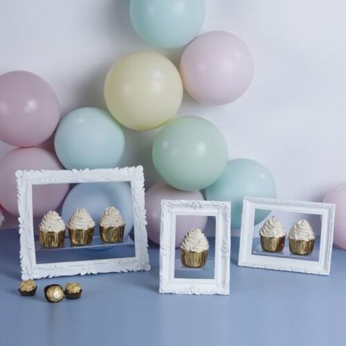 White Cupcake Display Plates Resin Photo Frame Type Cupcake Cake Stands for Wedding Dessert Cake Decoration Cupcakes Stand