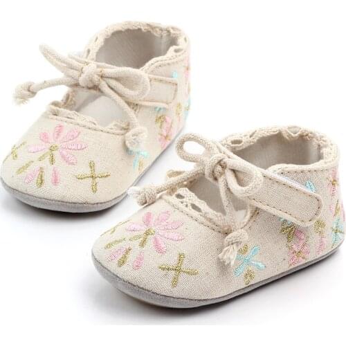 0-18M Baby Girl Shoes Cotton Breathable Baby Shoes Girls Embroidery Toddler Shoes Antiskid Newborn Shoes Girls