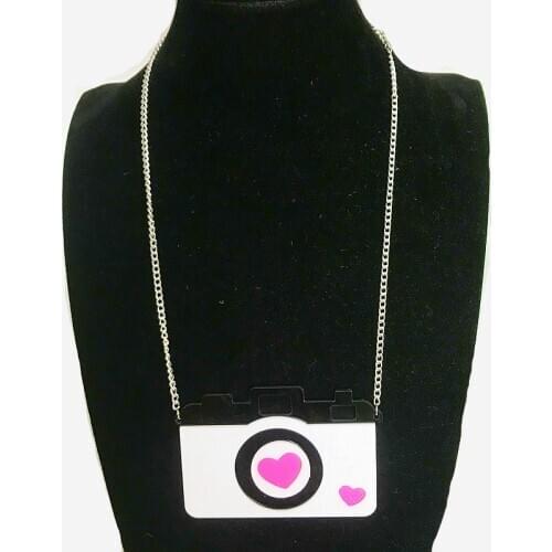 New Arrival Acrylic Heart Camera Big Pendant Necklace For Women Girls Punk Link Chain Necklace Fashion Summer Party Jewelry Gift