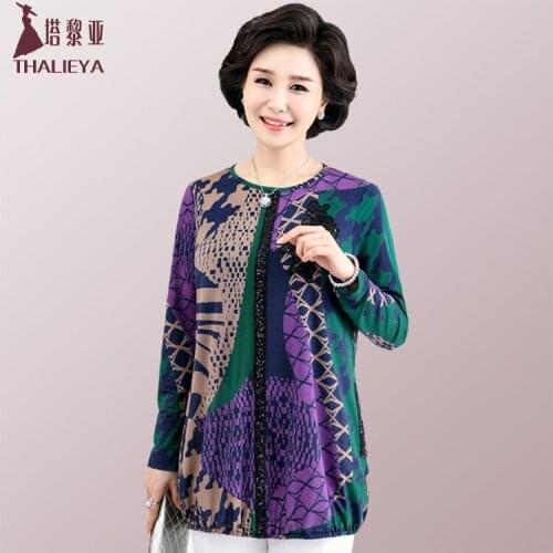 Middle-aged womens clothing, spring and autumn outfit female south Korean mother'long sleeve T-shirt woman printing Tshirt 6XL