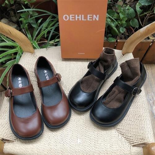 Womens shoes pumps 2019 spring and autumn new retro round head shallow mouth buckle thick-soled shoes