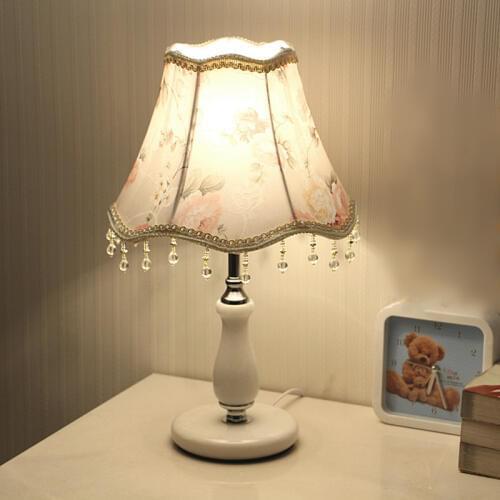 Adjustable Table light bedroom LED table lamp iron fabric decoration bedside lamp Home Fixture lighting for Living Room E27