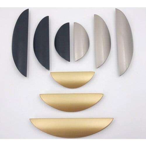 1PCS Nordic Crescent Shape Cabinet Handles Zinc Alloy Cupboard Pulls Wardrobe Door Drawer Knobs Furniture Hardware Accessories