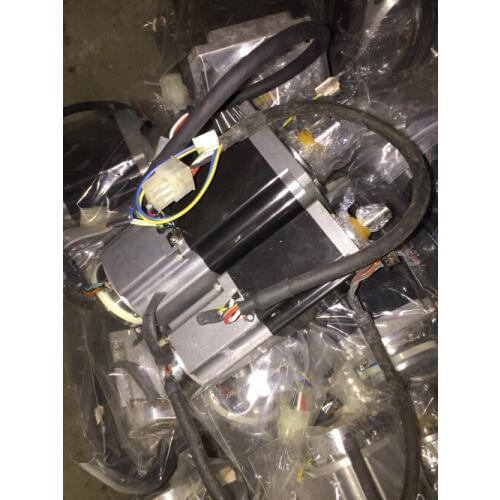 Servo motor TS4614N334E200 , Used one , 90% appearance new , 3 months warranty , fastly shipping