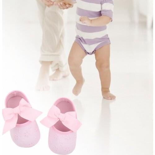 1 Pair Prewalker Shoes Bowknot Design Breathable Comfortable Anti-Skid Skin Friendly Baby Girls Crib Shoes for Spring