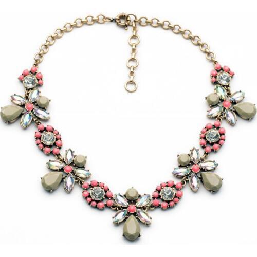 Bulk Price Fashion Jewelry of the Hottest Wholesale Women Resin Plant Shiny Gold Color Choker Necklace
