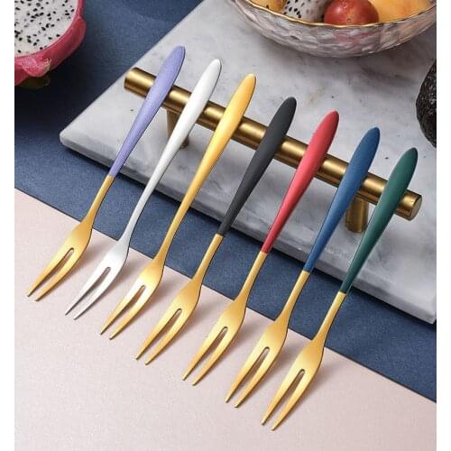 3Pcs Gold Cake Dessert Forks Fruit Fork Luxury Stainless Steel Fork Used For Cake Party Snail Mini Fork Restaurant BBQ Sticks