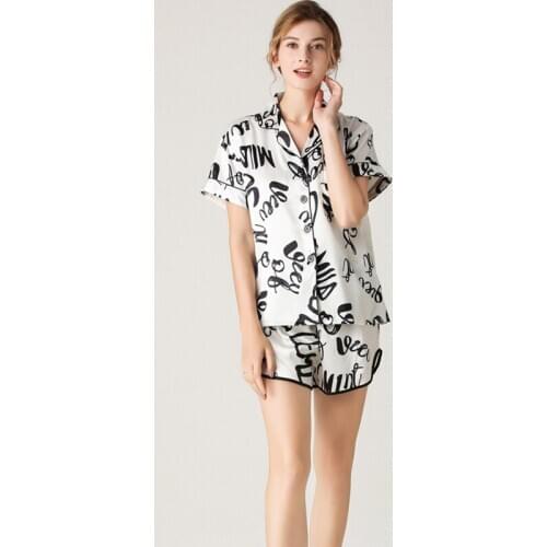 New Summer Womens Silk Pyjamas Printed 2 Pieces Pajamas Set Short-sleeved Top Ladies Sexy Sleepwear Femme Home Clothes Nightie