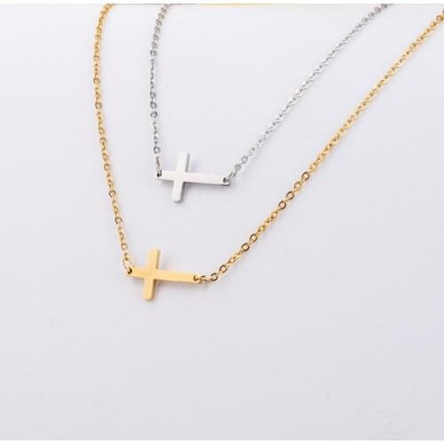 Simple Fashion Female Elegant Gold Religious Beach Short Chain Choker Stainless Steel Small Cross Pendant Necklace For Women
