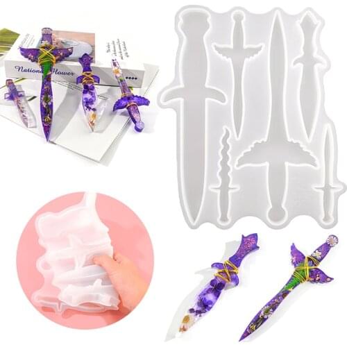 Knight Battle Swords Moldes De Silicona Para Manualidades 3d Self Defense Keychain Set Moule Resine Epoxy Cute Sword Knife Molds