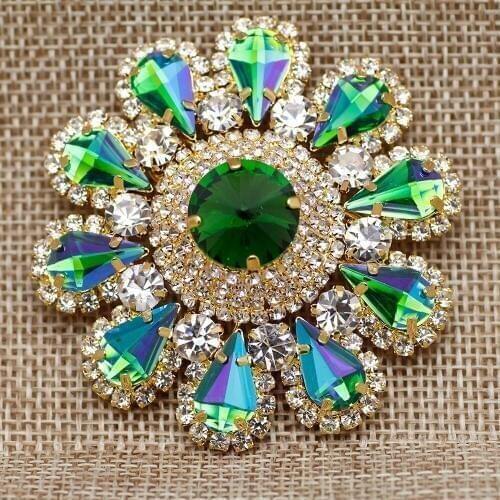 Flower Shape Sew On Rhinestones With Gold Base Rhinestone Applique Green Color Big Rhinestone Button Shine For Clothing Party