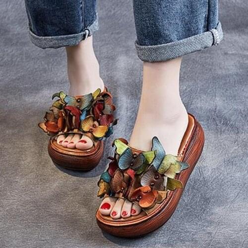 Summer Women Slippers 2021 New Genuine Leather Women Shoes House Cool Slides Floral Wedges Outside Wear Platform Ladies Slippers