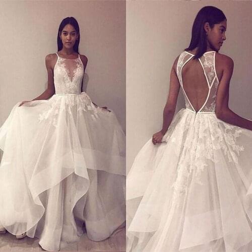 Gorgeous A Line Wedding Dresses Spaghetti Straps Appliques Lace Tulle Wedding Gowns Sweep Train Backless Customize Bridal Dresse