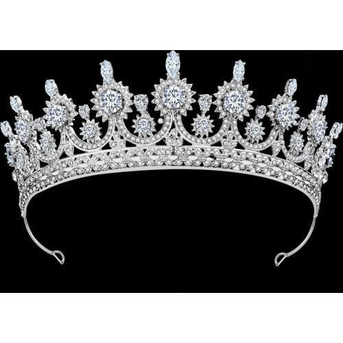 SLBRIDAL Alloy Rhinestone Crystal Cubic Zirconia Wedding Tiara Crown Bridal Hair Accessories Bridesmaids Princess Women Jewelry