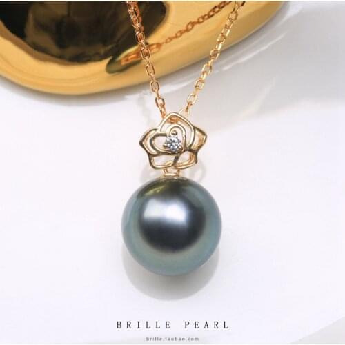 BaroqueOnly Gold Pendants