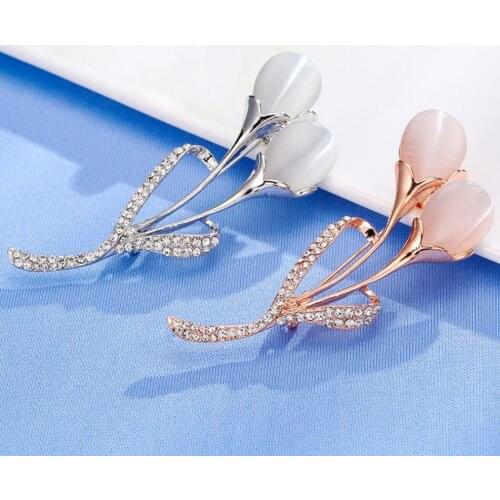 Tulip Brooches Women Fashion Pins with Rhinestone Opal Alloy Brooch Female Clothing Accessories 2018 Hot Jewelry Decoration 2018
