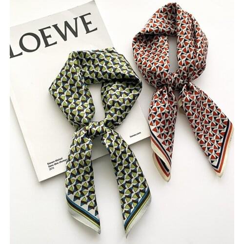 New fashion small square scarf female geometry printed multifunctional Decorative summer sunscreen scarf Headband tyin gift