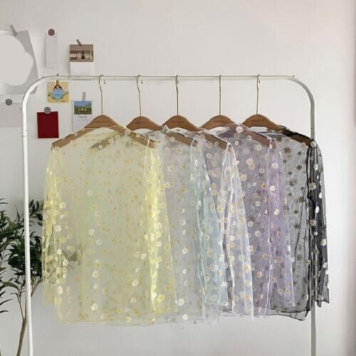 New Arrival Summer Daisy Flower Print Mesh T Shirt Women Sweet Korean Long Sleeve Fishnet T Shirt Tops Fashion Sunscreen Tee