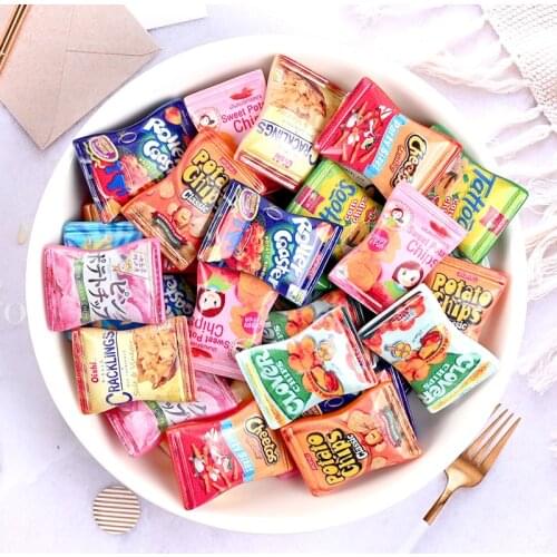 20Pcs Simulation Chips Candy Flat back Resin Cabochon Fake Food Play Embellishments for Scrapbooking Accessories Phone Decor DIY
