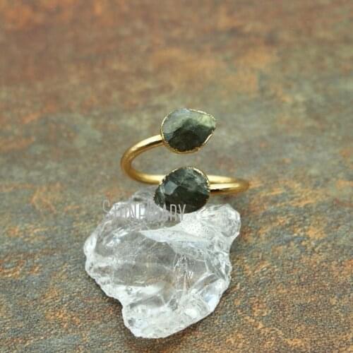 RM5575 10Pcs Cheap Double Gold Color Faceted Pear Shape Ring Labradorite Ring Adjustable