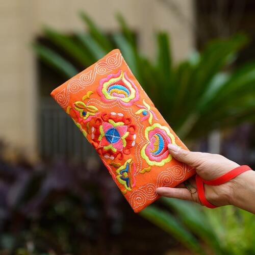 2019 Newly Women Vintage Chinese Ethnic Floral Embroidered Coin Clutch Long Wallet Coin Purse Card Holders Handbags