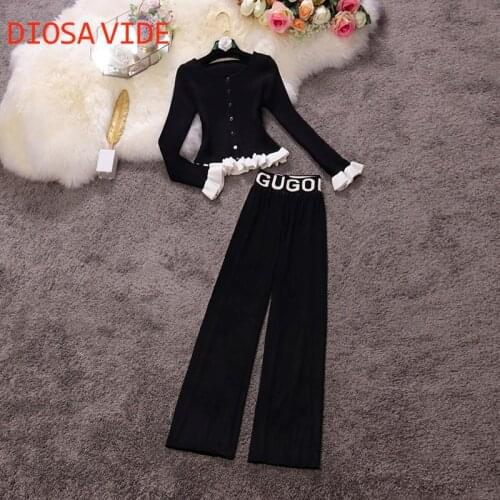 Short hit color single-breasted sweater high-waist velvet wide-leg trousers suit women 2020 winter new style