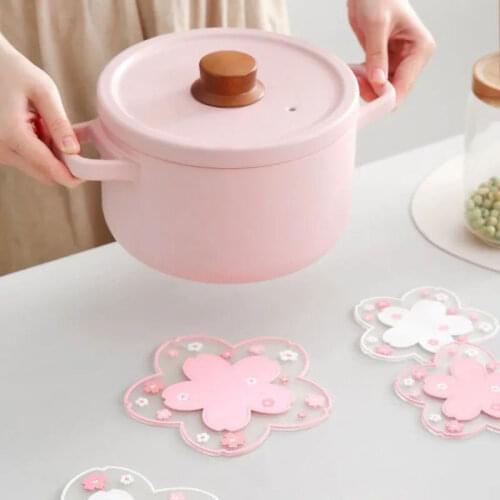 1PC Sakura Coaster Insulation Table Mat Creative 3D Stereo Glue Flower Mat Home Office PVC Non-slip Cup Coaster Heat