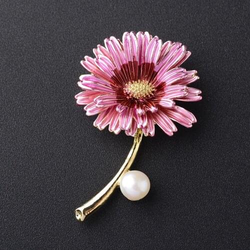 Beautiful Pink Chrysanthemum Flower Brooches Pins Enamel Gold Color Corsages Pin