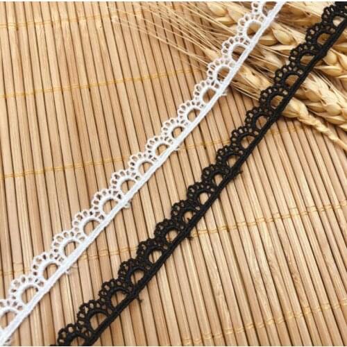 Free Shipping 15 Yards White Black Water Soluble Lace Ribbon High Qualtiy Embroidered Lace Trim Home DIY Decoration 10mm
