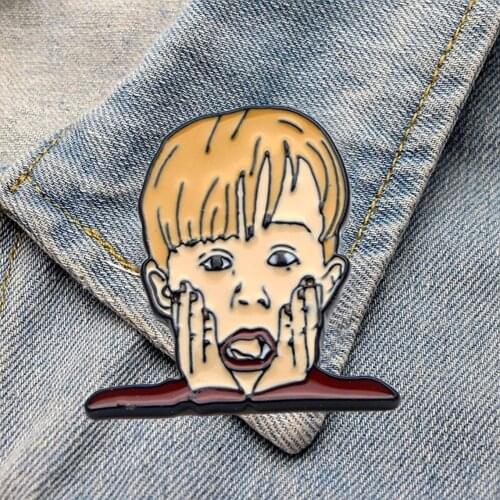 DZ435 Home Alone Figures Movie Enamel Pins Badge Brooch Backpack Bag Collar Lapel Decoration Jewelry