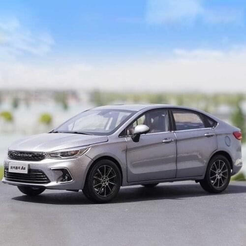 Diecast 1:18 BAIC A6 Alloy Car Model Adult Collection Souvenir Decoration Display Vehicle Ornaments Toy Boy Gift