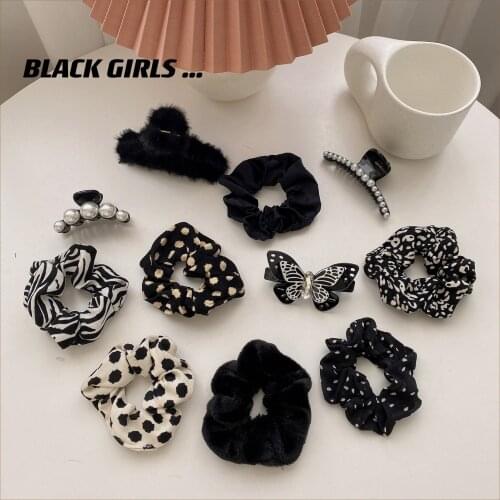 2021 Korean Retro Black and White Series Hair Tie New INS Style Black Hair Accessories Pearl Hair Claws For women Accessories