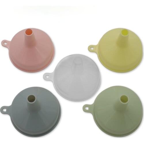 Plastic Funnel Oil Pour Funnel Mini Funnel Kitchen Gadgets Seasoning Bottle Funnel Oil Pourer Dispenser