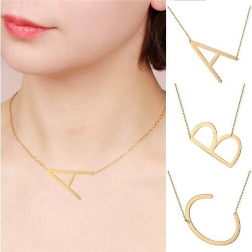 Otoky A-Z Heart Necklace stainless steel letter necklace anti allergy 26 letter love clavicle chain neck chain 2021