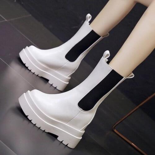 New Luxury Chelsea Boots Women Ankle Boots Chunky Winter Shoes Platform Ankle Boots Slip On Chunky Heel BV Boot Brand Designer