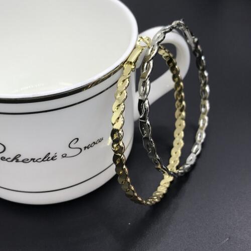 High Quality Womens Hoop Earrings Jewelry Gold Silver Color Twist Big Round Circle Hoop Earrings Vintage Elegant Earrings