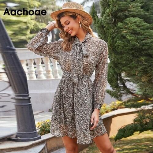 Aachoae 2020 Fashion Women Snake Print Dress Bow Tie Neck Streetwear Mini Chiffon Dress Bandage Pleated Sundress Femme Robe S-XL