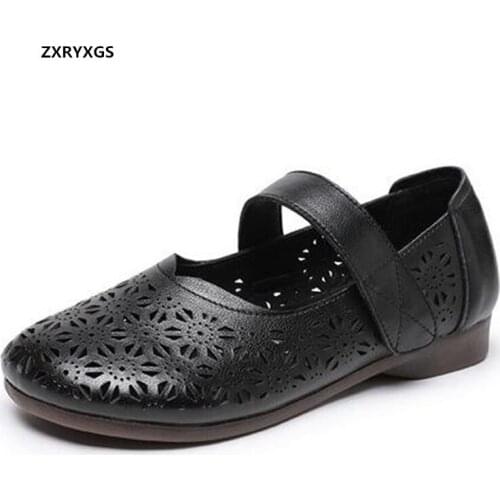 ZXRYXGS Middle-aged Elderly Mother Shoes Genuine Leather Hollow Sandals 2021 Summer Hole Shoes Flat Casual Women Sandals Shoes