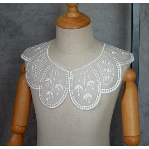 Mesh embroidery Hollow collar applique chest lace collar Round neck DIY handmade lace accessories