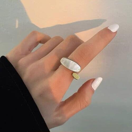 WTLTC Chic Open Design White Shell Thumb Rings for Women 2 Colors Statment Feometric Rings Steampunk Hand Jewelry 2021 Femme