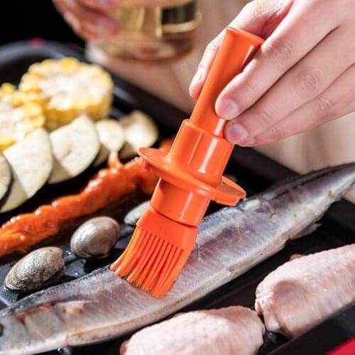 Oil Bottle Eco-friendly Plastic Transparent Oil Brush Bottle for Home Outdoor Silicone High Temperature Resistant Barbecue Brush