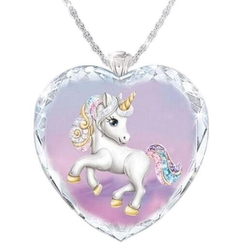 Exquisite Crystal Pendant Unicorn Necklace Elegant Lady Fashion Necklaces for Kids Children Heart Statement Jewelry Gifts New