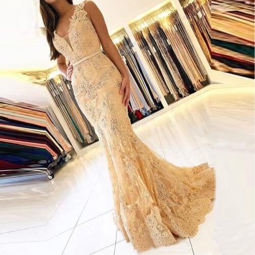 2020 Sheer Back Design V-neck Lace Crystals Mermaid Prom Dresses Long robe de soiree Formal Evening Dress Prom Gowns