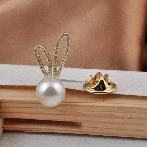 Vintage Trendy Cute Gold Color Copper Zircon Rabbit Shape Brooch Men Women Cardigan Collar Pins Accessories Brooch Pin Jewelry