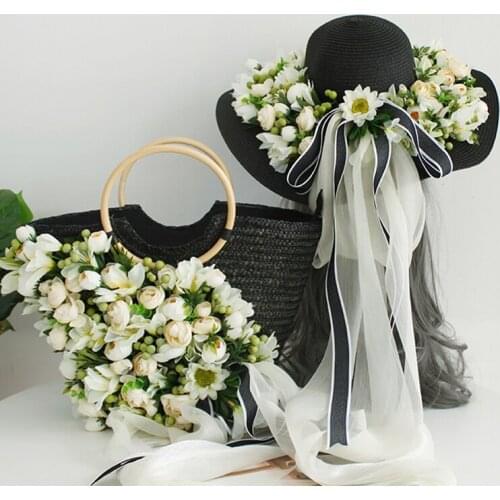 Angelatracy 2021 Wood Ring Rose Chrysanthemum Straw Bag Knit Shopper Flower Seaside Summer Handbag Top Handle Bag Shoulder Bags