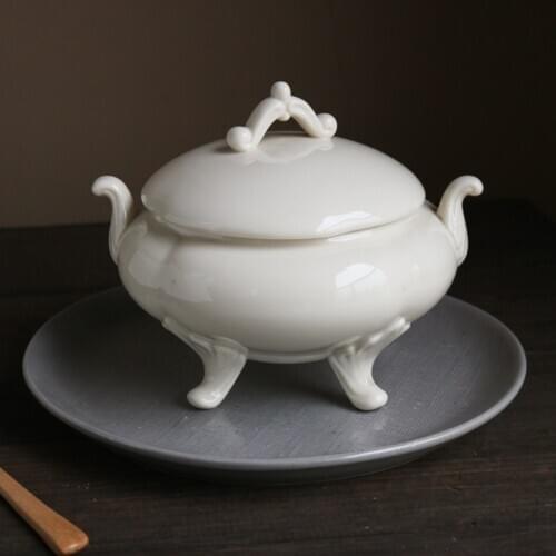 Cream-colored Ceramic Two Ears Three Legs Cover Soup Bowl